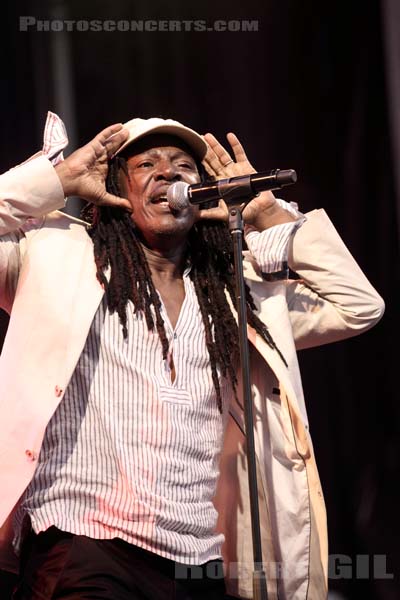 ALPHA BLONDY - 2011-05-10 - PARIS - Place de la Bastille - 